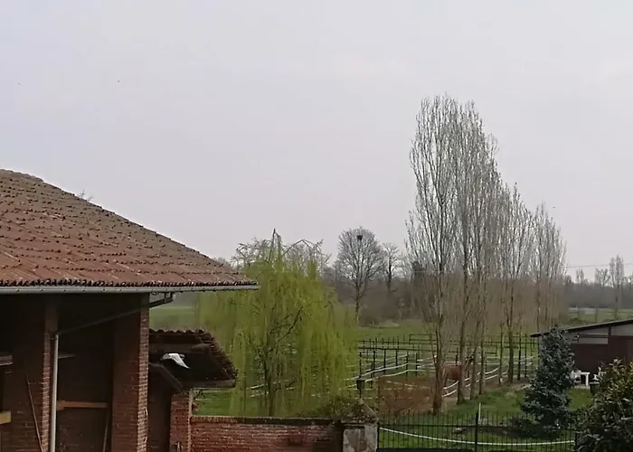 Lantgård Az.agr.cascina Moretta Momo